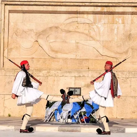 Marvelous In Plaka Daire